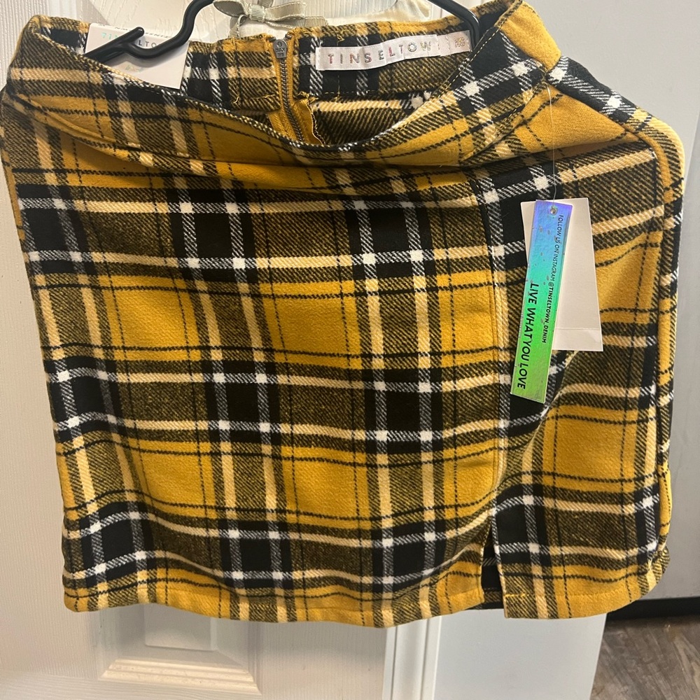 Women skirt (juniors) size XS